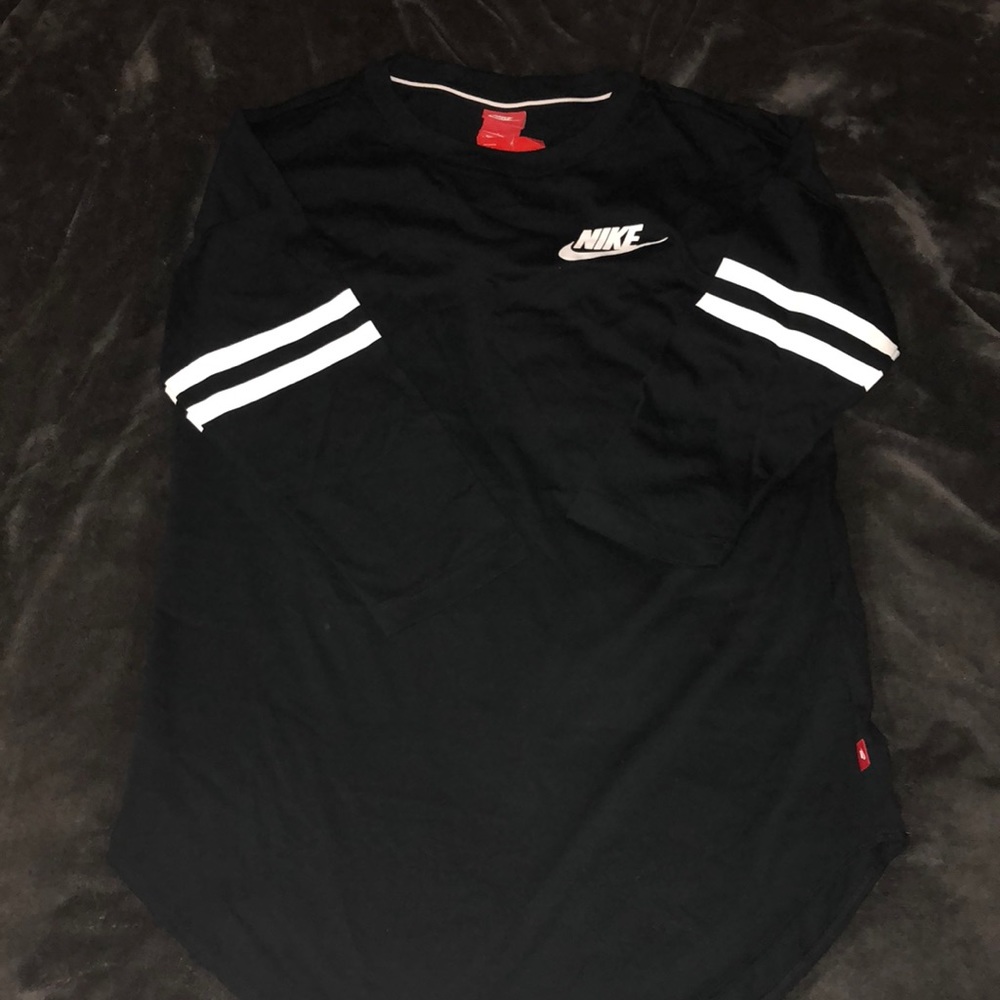 Nike Logo Graphic Top